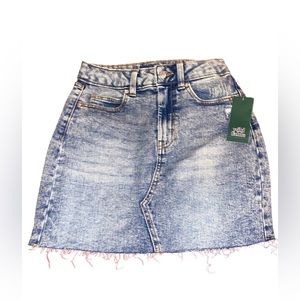 wild fable Women’s Vintage High Waist Distressed Denim Mini Skirt Raw Hem NEW